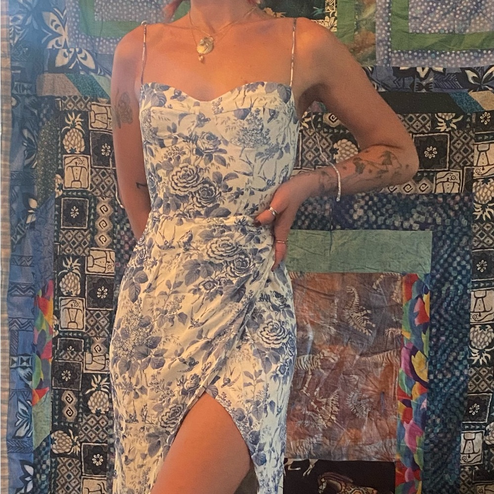 BNWOT Reformation Kourtney Dress